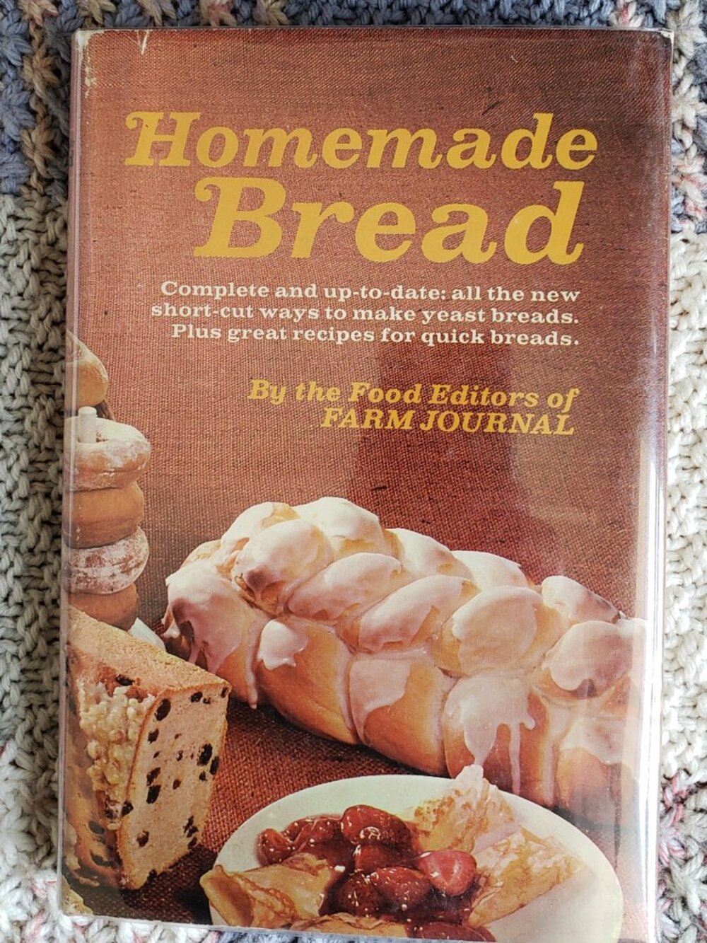 Homemade Bread by the Food Editors of Farm Journal- classic cookbook in brodart